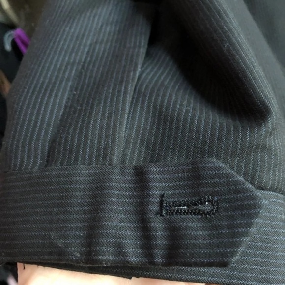 Men’s Three Piece Suit - Picture 7 of 8